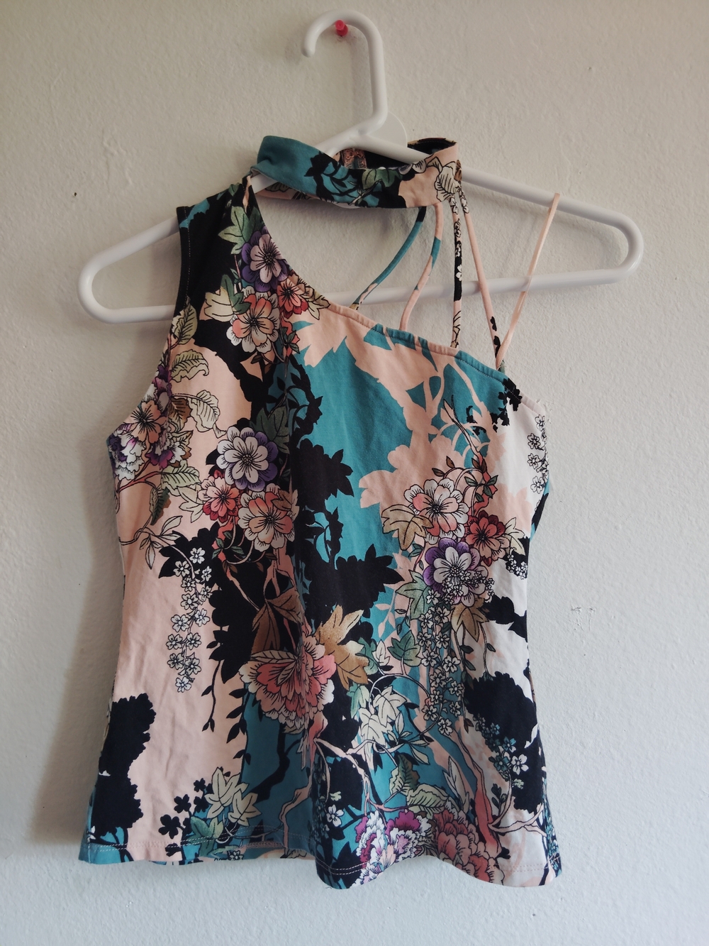 Guess Los Angeles Floral One Shoulder Choker Neck Tank Top